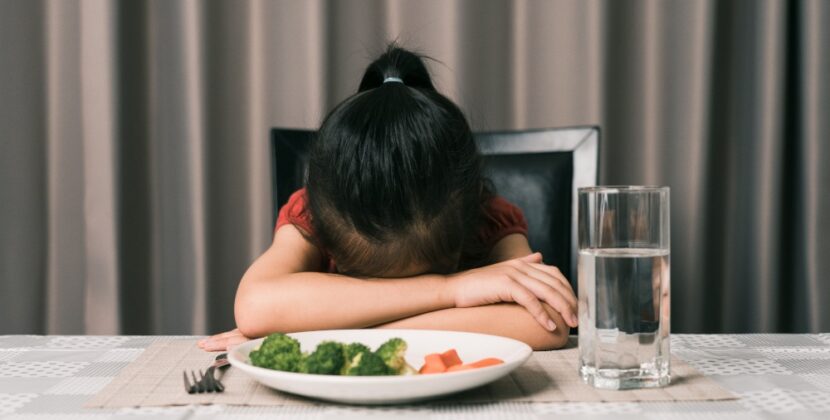 Zaburzenia odżywiania u dzieci – kiedy skonsultować się z psychologiem?